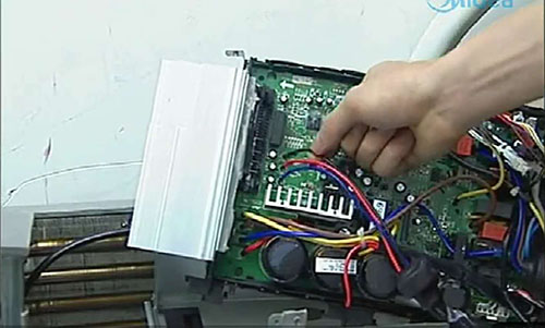 赣州市美的空调电话是多少